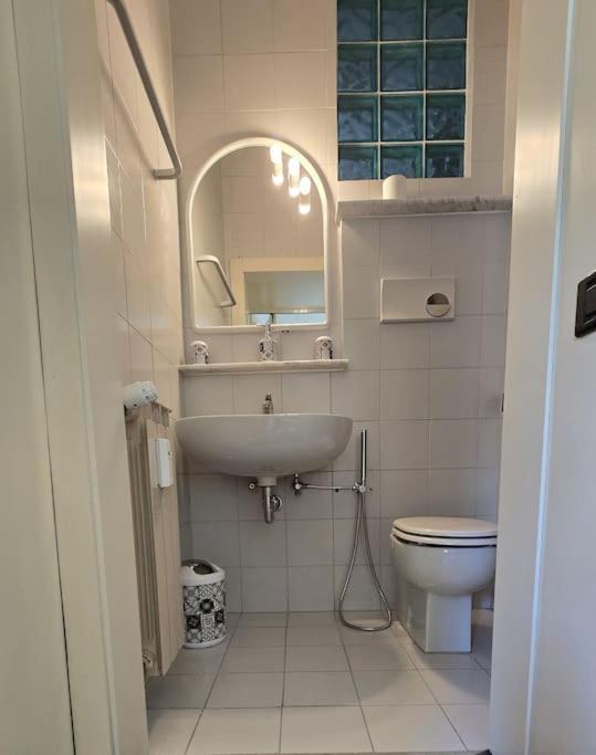 Ferienwohnung Tra Mare E Castello La Spezia Exterior foto