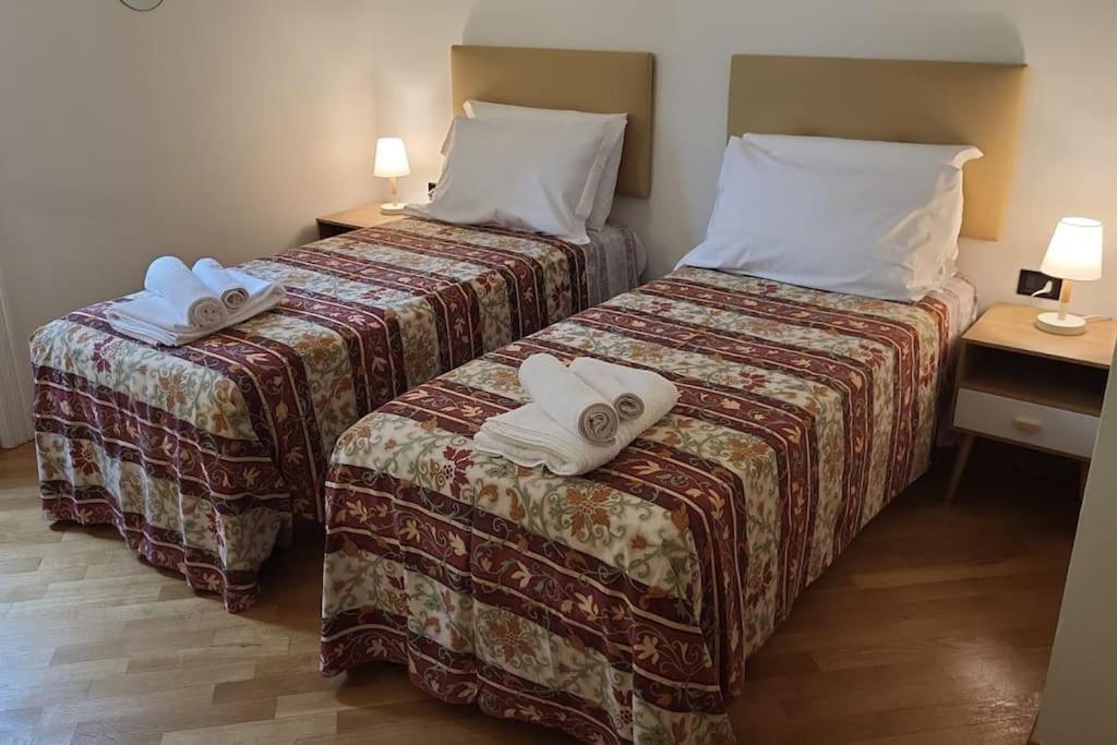 Ferienwohnung Tra Mare E Castello La Spezia Exterior foto