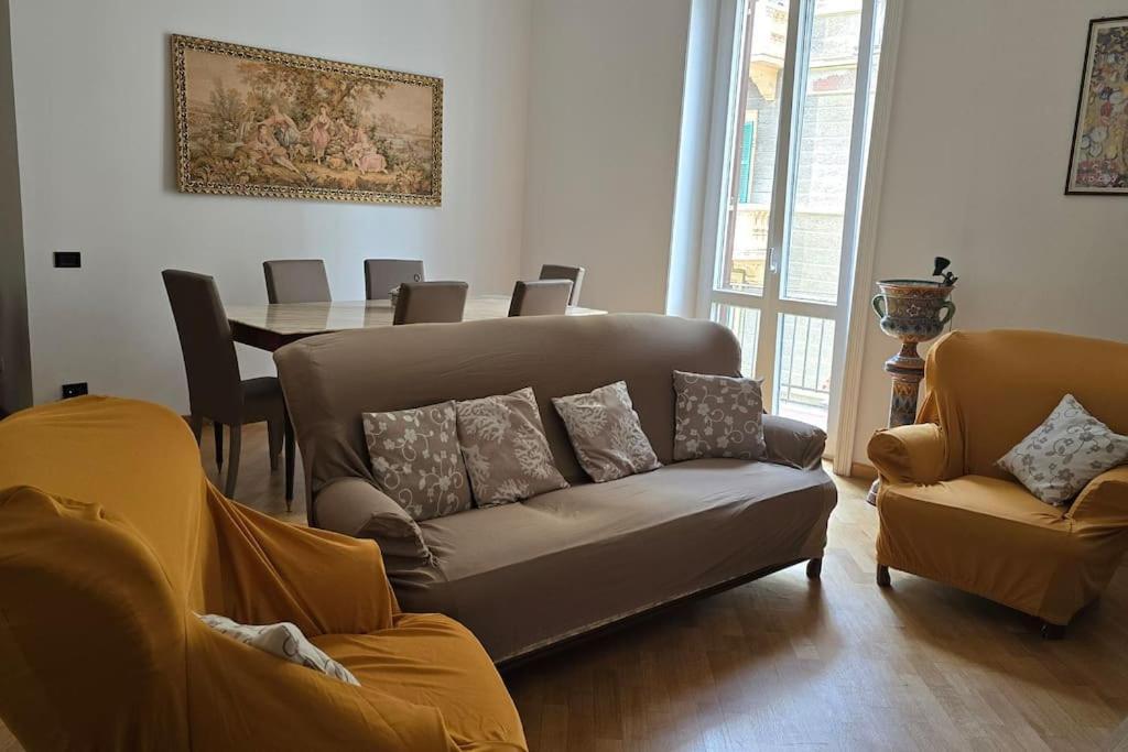 Ferienwohnung Tra Mare E Castello La Spezia Exterior foto